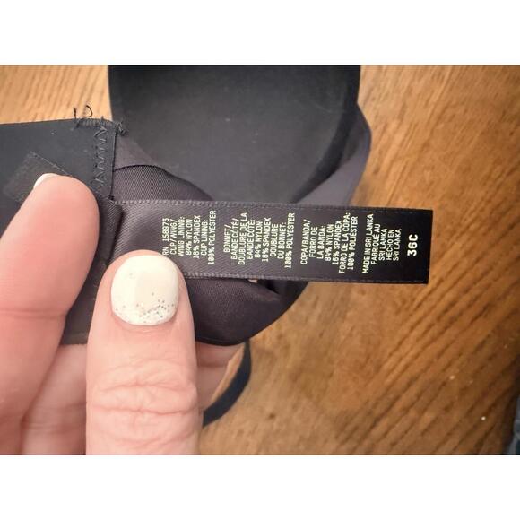 Skims Black Underwire Bra with Adjustable Straps - Picture 4 of 5